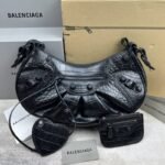 Balenciaga 153