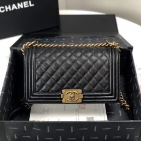 Chanel 082