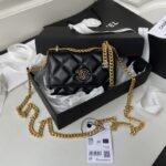 Chanel 136