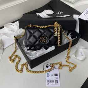 Chanel 136