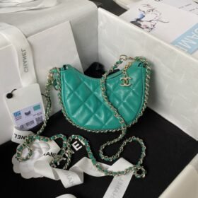 Chanel 141