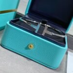 Tiffany and Co TIFFANY T Diamond and Turquoise Wire Bracelet - 图片 4