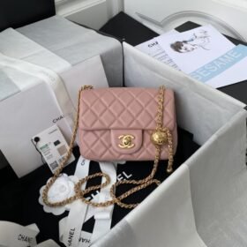 Chanel 213