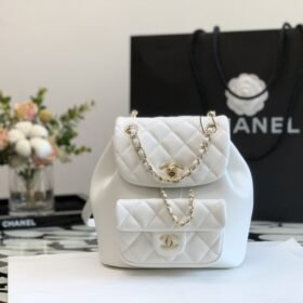Chanel 241