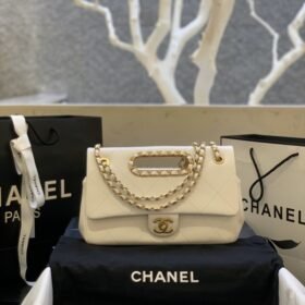 Chanel 272