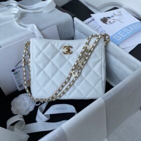 Chanel 426