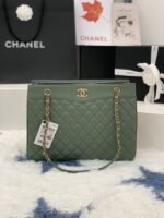 Chanel 552