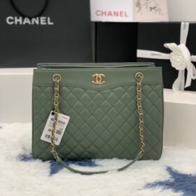 Chanel 552