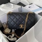 Chanel 568