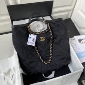 Chanel 580