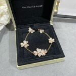 Van Cleef and Arpels Frivole bracelet 5 flowers - 图片 2