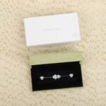 Van Cleef and Arpels Frivole bracelet 5 flowers - 图片 6