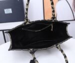 Prada 211 - 图片 2