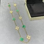 Van Cleef and Arpels Vintage Alhambra necklace 10 motifs - 图片 2