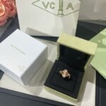 Van Cleef and Arpels Vintage Alhambra reversible ring - 图片 6