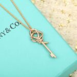 Tiffany and Co TIFFANY Knot Small Key Pendant - 图片 2