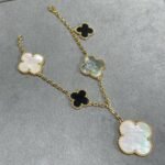 Van Cleef and Arpels Magic Alhambra bracelet 5 motifs - 图片 3