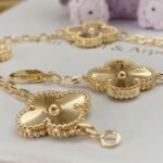 Van Cleef and Arpels Vintage Alhambra bracelet 5 motifs - 图片 3