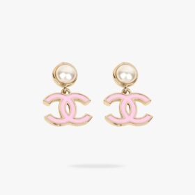 CHANEL CC Pearl earrings