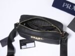 Prada 061 - 图片 3
