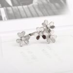 Van Cleef and Arpels Frivole Between the Finger ring - 图片 2