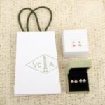 Van Cleef and Arpels Frivole earrings mini model - 图片 3