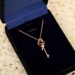 Tiffany and Co TIFFANY Knot Small Key Pendant - 图片 5