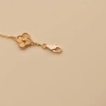 Van Cleef and Arpels Sweet Alhambra bracelet 6 motifs - 图片 4