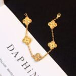 Van Cleef and Arpels Vintage Alhambra bracelet 5 motifs - 图片 3