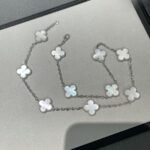 Van Cleef and Arpels Vintage Alhambra necklace 10 motifs - 图片 2