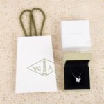 Van Cleef and Arpels Two Butterfly pendant - 图片 6