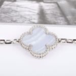 Van Cleef and Arpels Magic Alhambra bracelet 5 motifs - 图片 4