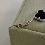 Van Cleef and Arpels Vintage Alhambra bracelet 5 motifs - 图片 5