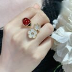 Van Cleef and Arpels Lucky Spring Between the Finger ring - 图片 2