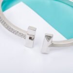 Tiffany and Co TIFFANY T T1 Wide Diamond Hinged Bangle - 图片 4