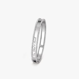 Van Cleef and Arpels Perl??e signature bracelet medium model