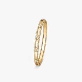 Van Cleef and Arpels Perl??e sweet clovers bracelet medium model