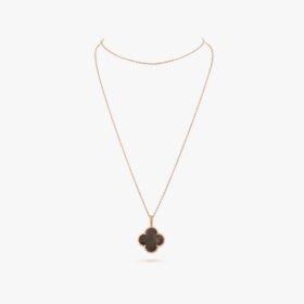 Van Cleef and Arpels Magic Alhambra long necklace 1 motif