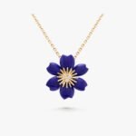 Van Cleef and Arpels Rose de No?l pendant mini model
