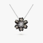Van Cleef and Arpels Rose de No?l pendant mini model