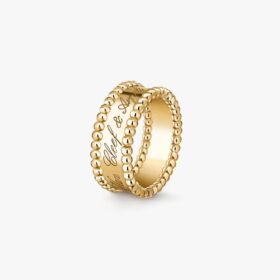 Van Cleef and Arpels Perl??e signature ring