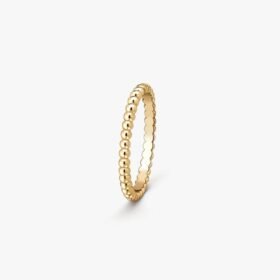 Van Cleef and Arpels Perl??e pearls of gold ring small model