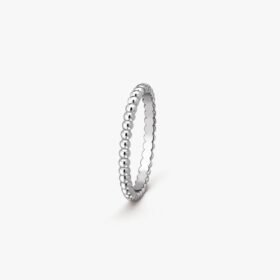 Van Cleef and Arpels Perl??e pearls of gold ring small model