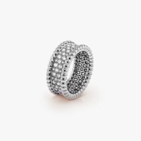 Van Cleef and Arpels Perl??e diamonds ring 3 rows