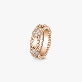 Van Cleef and Arpels Perl??e sweet clovers ring