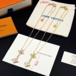 LOUIS VUITTON Color Blossom M Star Multi-Motif Pendant - 图片 7