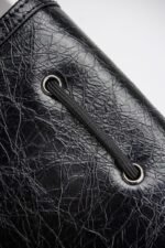 Balenciaga Explorer Arena Leather Strap Pouch - 图片 15