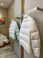 Balenciaga 3M Logo Down Jacket White - 图片 4
