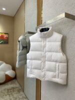 Balenciaga Flame Embroidered Down Vest White - 图片 3