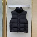 Balenciaga Flame Embroidered Down Vest Black - 图片 2